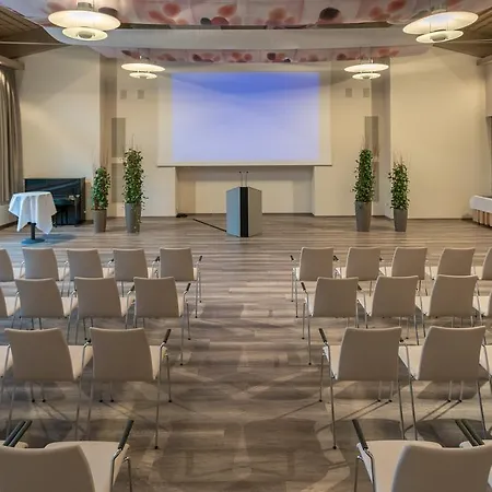 Warmbaderhof 호텔 5*