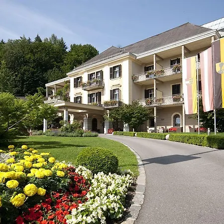 Szálloda Warmbaderhof 5*