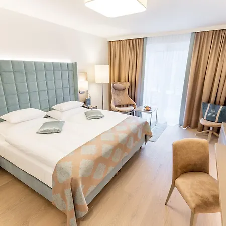 Hotel Warmbaderhof 5*