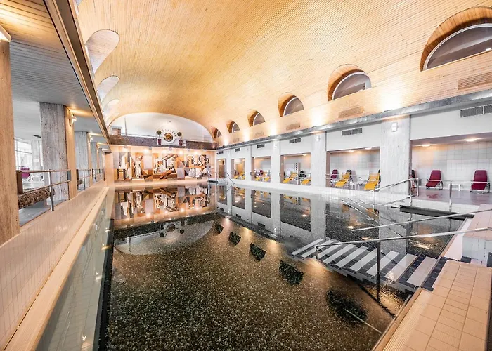 Hotel Warmbaderhof 5*