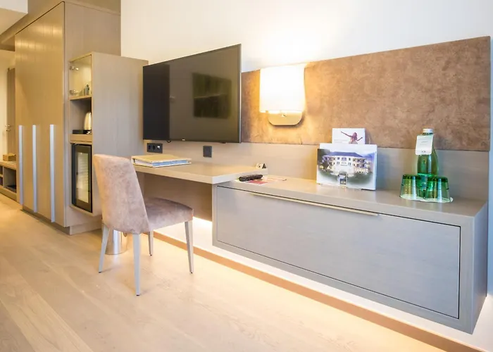 Hotel Warmbaderhof 5*